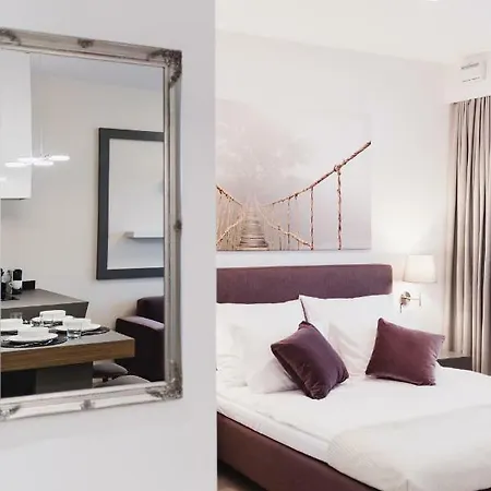 Luxlux Metro Slodowiec Apartman Varsó