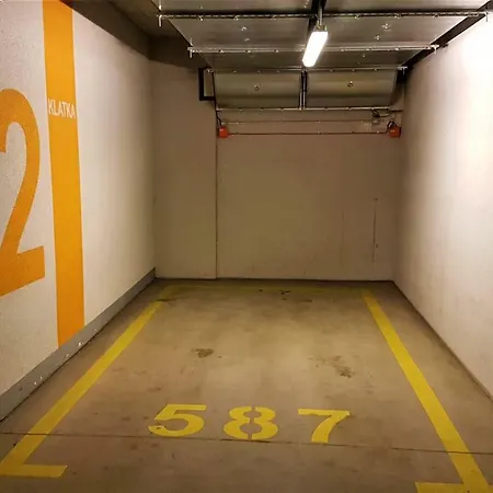 شقة Luxlux Metro Slodowiec *