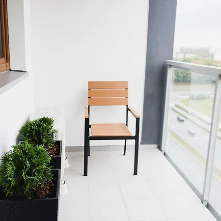 Luxlux Metro Slodowiec Apartmán *